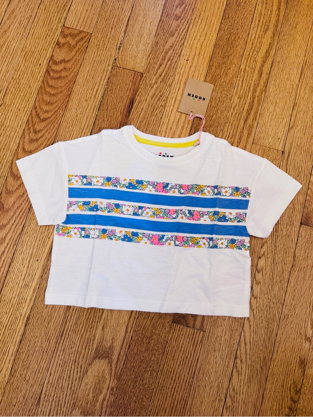 Mini Boden White Short-Sleeve Tee with Blue Floral Stripes